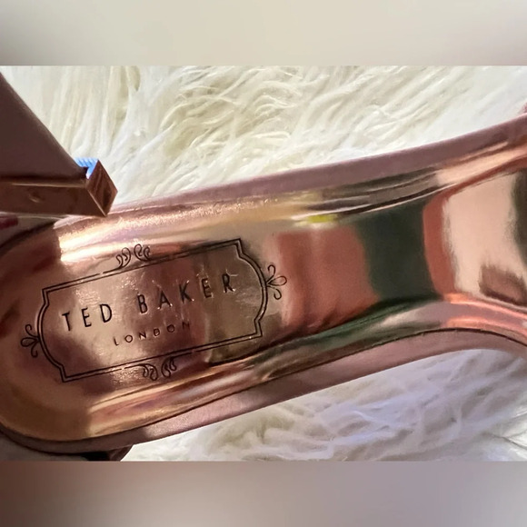 NIBSatin Elira Bow Sandals High Heels Sandals-Ted Baker (Light Pink Satin)US 9 - Picture 6 of 14